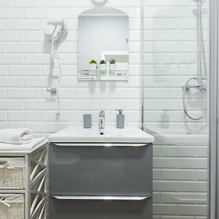 Living Apartment *